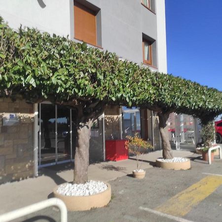 Hotel Canaima Bruma 1,5 K Camino O Meson Do Vento ภายนอก รูปภาพ